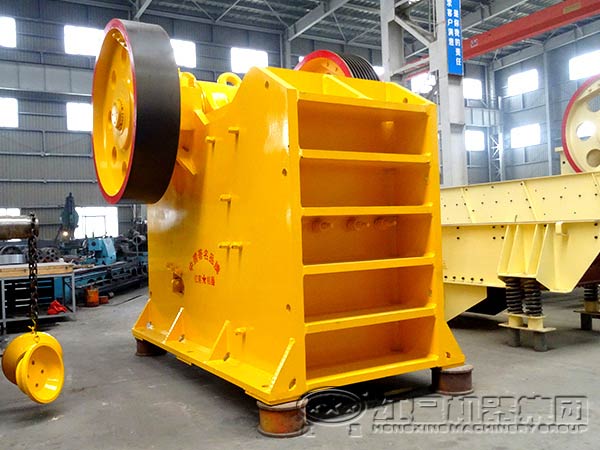 鄂式破碎機(jī)
