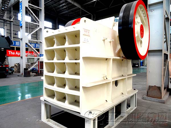 鄂式破碎機(jī)