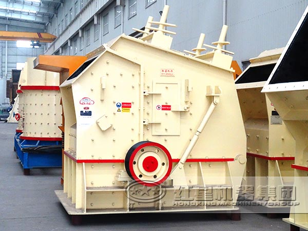 反擊式破碎機(jī)