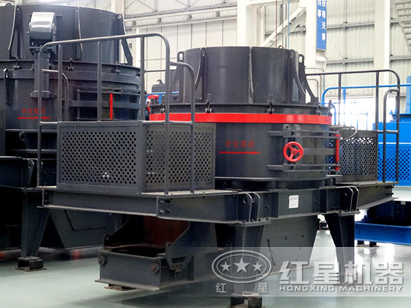 沖擊式破碎機(jī)圖片