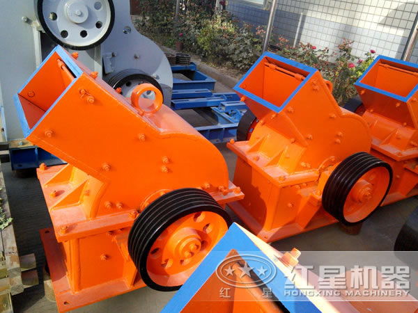 錘式破碎機(jī)進(jìn)料口