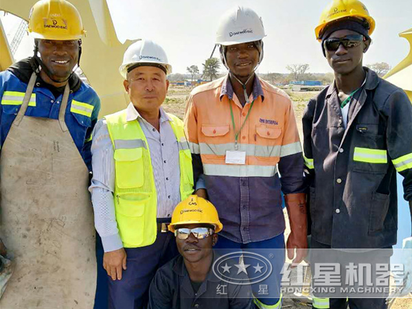 紅星鄂式破碎機(jī)遠(yuǎn)銷(xiāo)海外