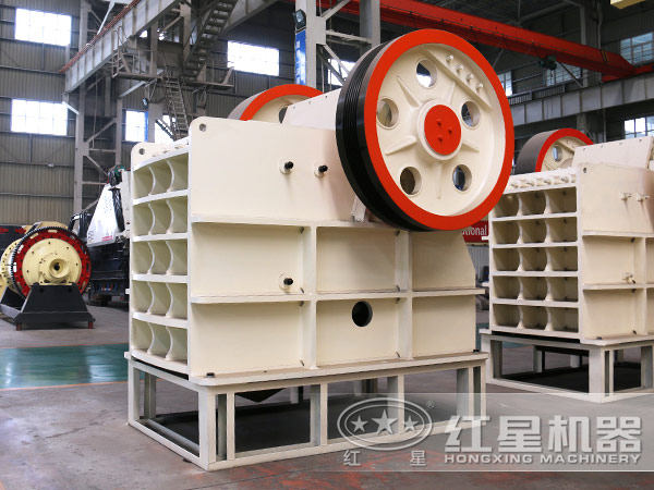 鄂式破碎機(jī)