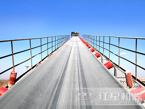 膠帶輸送機生產(chǎn)廠家