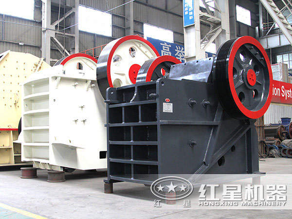 鵝卵石鄂式碎石機(jī)