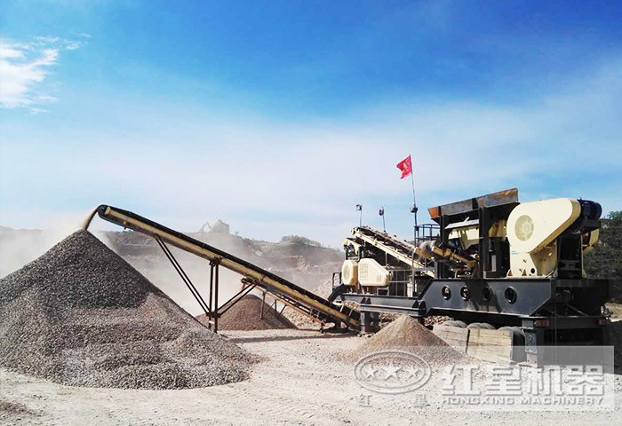 移動式環(huán)保機制砂設備加工現(xiàn)場