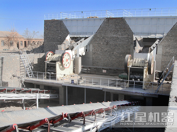 無塵石子生產(chǎn)線加工現(xiàn)場(chǎng)