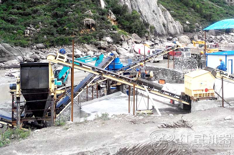 紅星客戶(hù)制砂生產(chǎn)現(xiàn)場(chǎng)