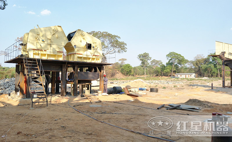 紅星德版反擊式破碎機生產(chǎn)線現(xiàn)場