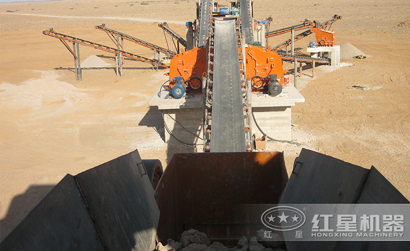 紅星1315反擊式破碎機(jī)生產(chǎn)線現(xiàn)場