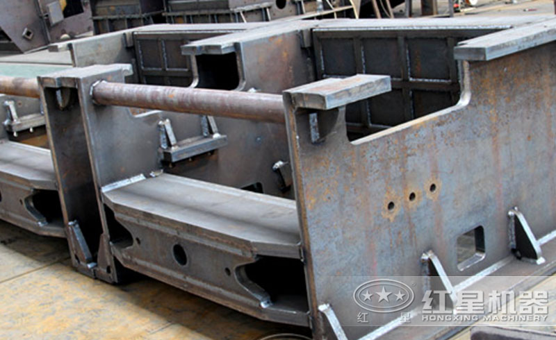 鄂式破碎機調(diào)整座