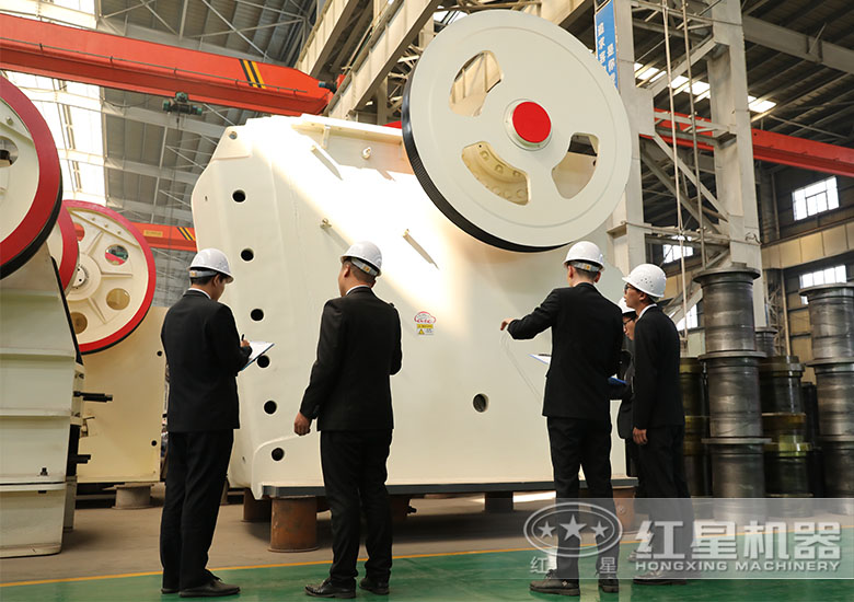 紅星破碎機(jī)廠家直銷，價(jià)格實(shí)惠