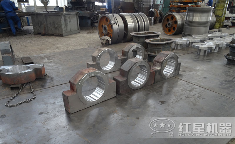 紅星顎式破碎機(jī)生產(chǎn)車間——顎破關(guān)鍵零部件