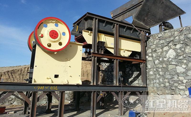 紅星顎式細(xì)碎機生產(chǎn)線現(xiàn)場