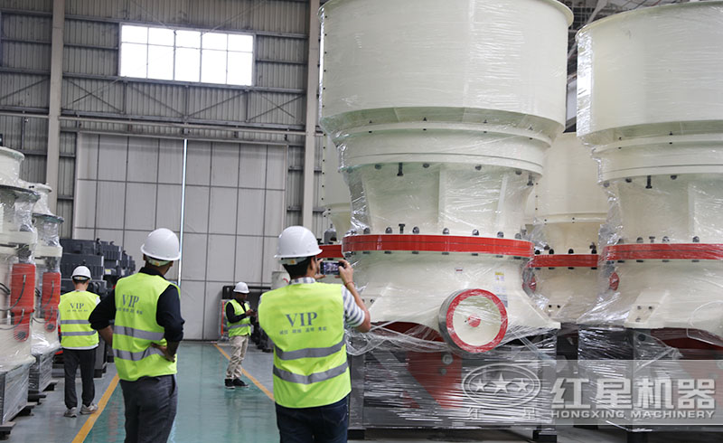 紅星圓錐式破石機(jī)破碎硬石好幫手