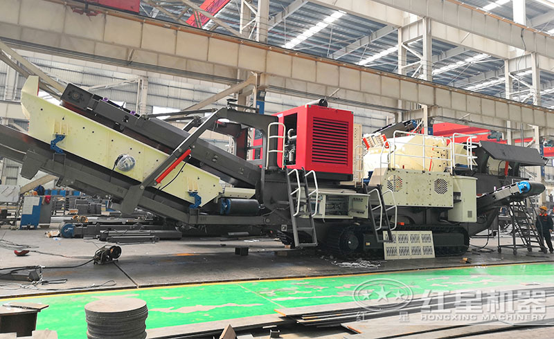 紅星流動式石子磕石機鑄造車間