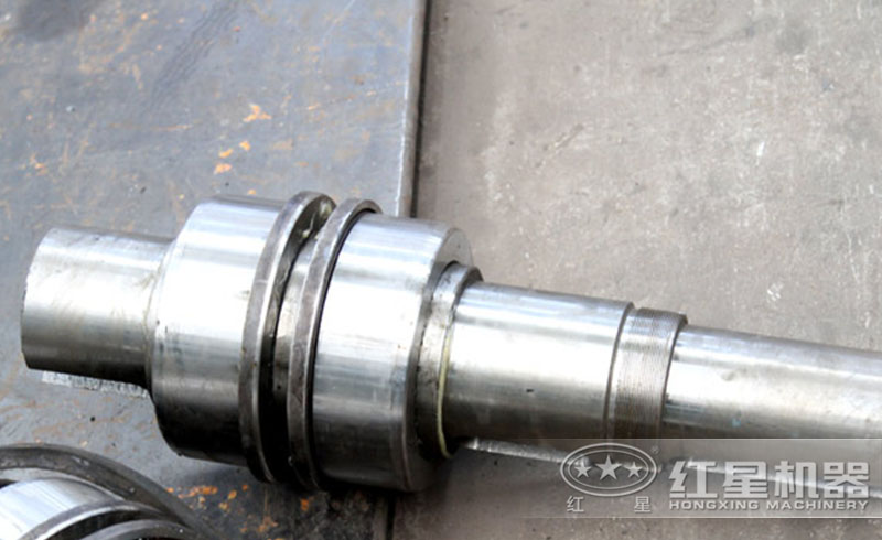 鄂式破碎機(jī)偏心軸圖