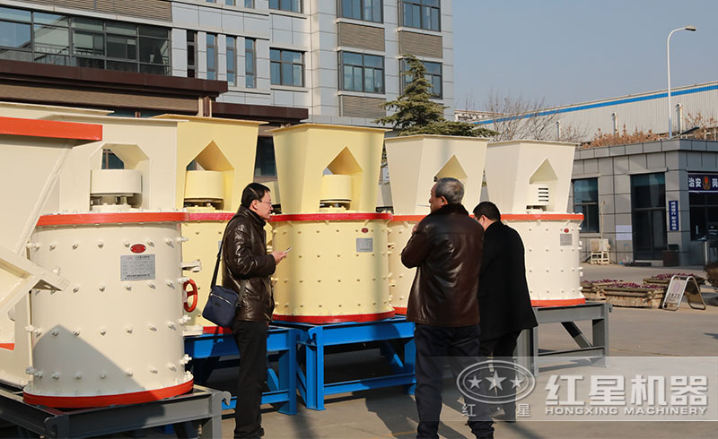 制造沙子機(jī)器——復(fù)合式制砂機(jī)