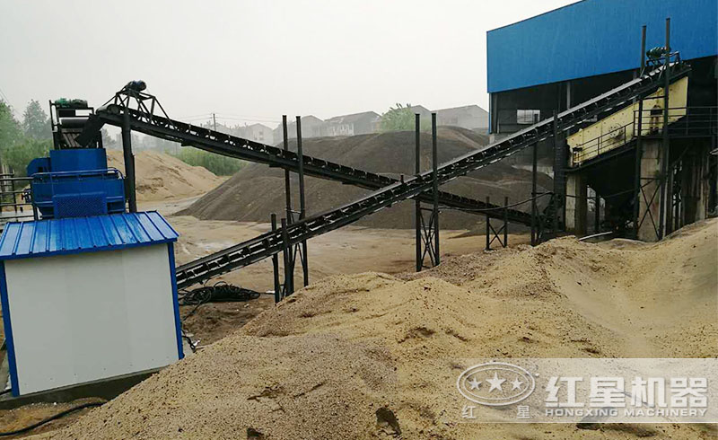 人工制砂生產(chǎn)線現(xiàn)場(chǎng)