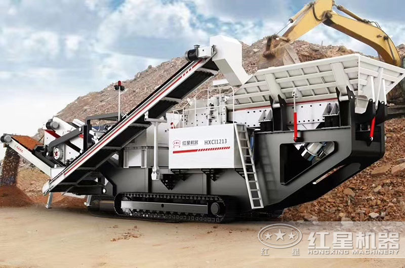 履帶移動(dòng)破現(xiàn)場(chǎng)