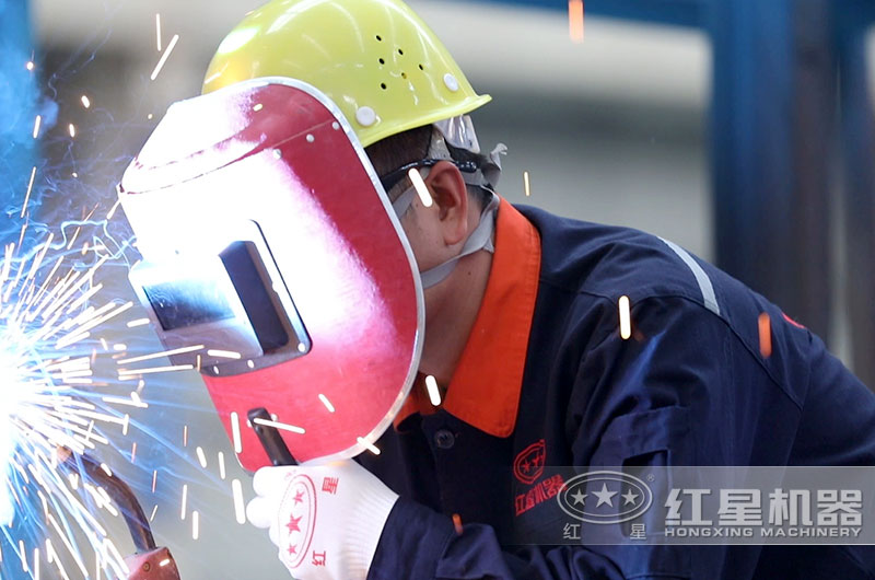 紅星機(jī)器—車間工作現(xiàn)場