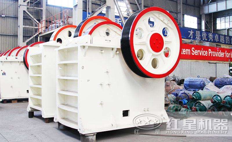 小型顎式碎石子機(jī)展示圖