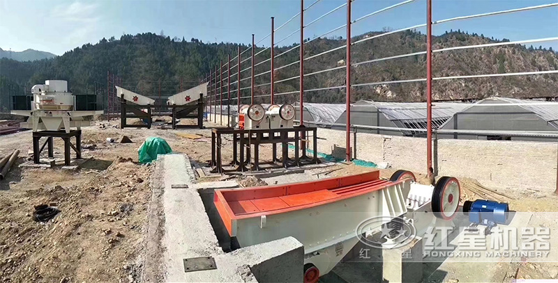 客戶新開辦的打砂機現(xiàn)場